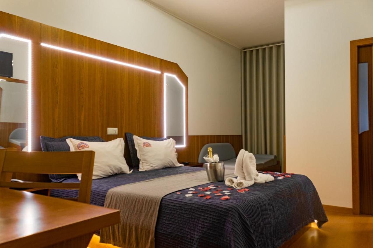 Motel Paraiso Do Braseiro ヴィラ・ノヴァ・デ・ガイア エクステリア 写真